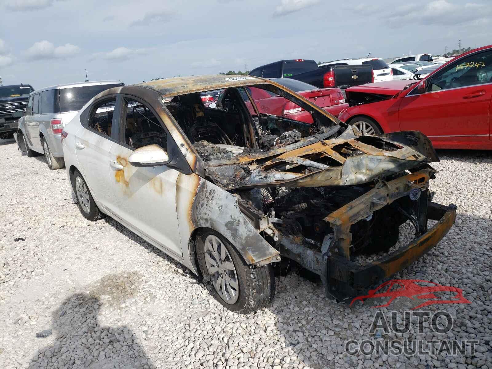 HYUNDAI ACCENT 2018 - 3KPC24A35JE017618