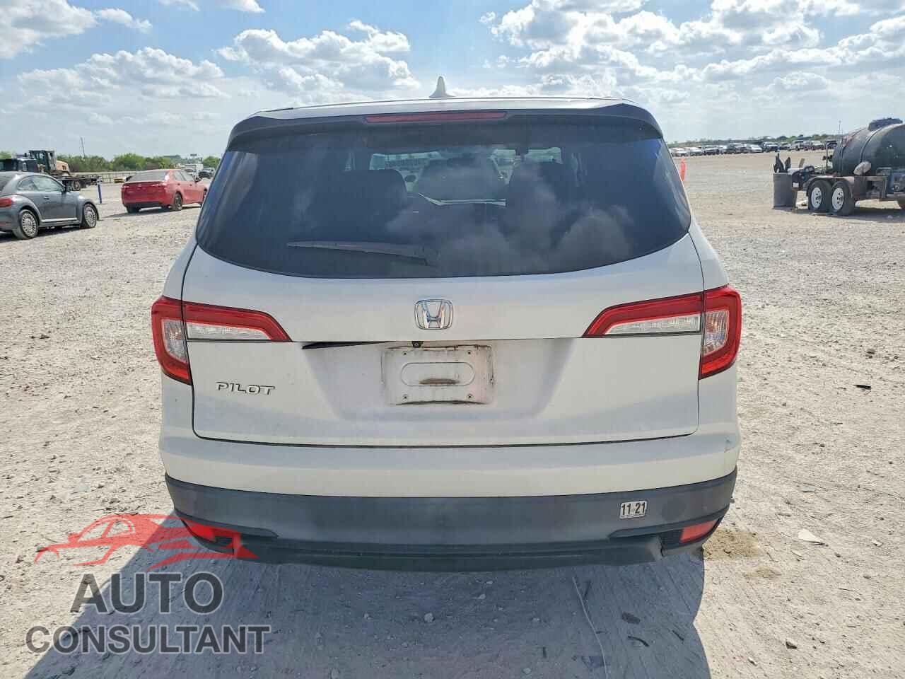 HONDA PILOT 2019 - 5FNYF5H18KB019265