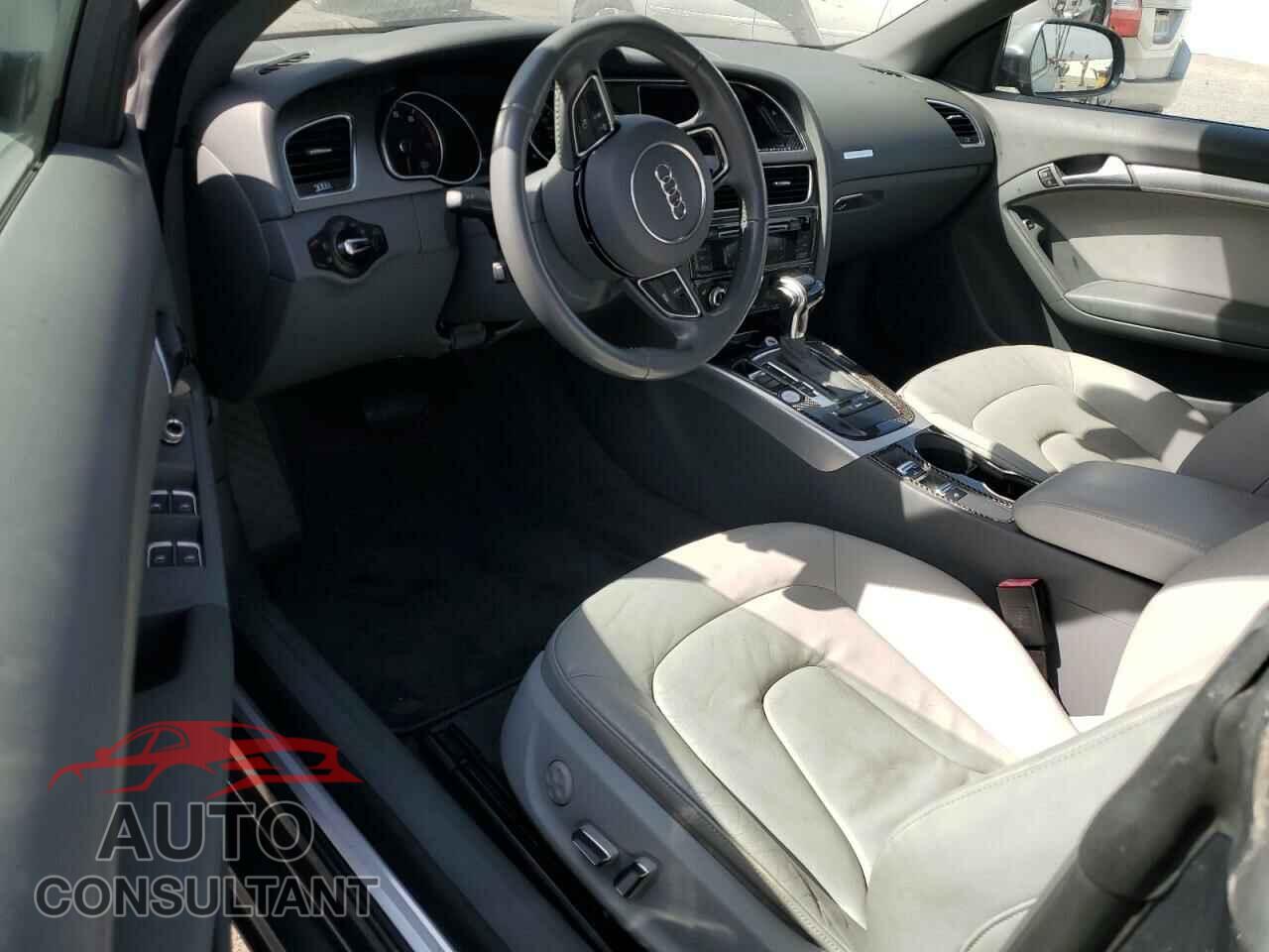 AUDI A5 2013 - WAULFAFH0DN004277
