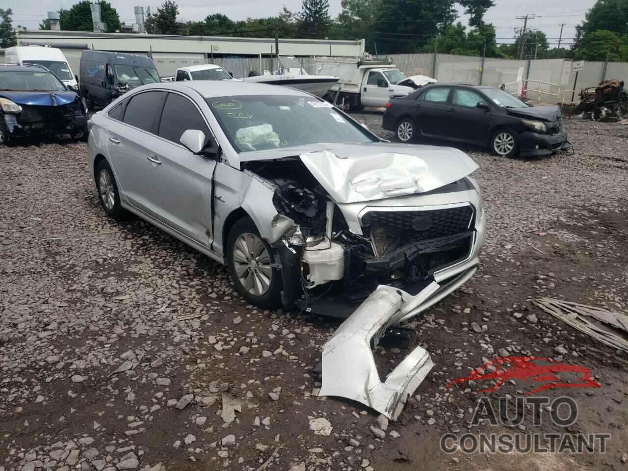 HYUNDAI SONATA 2016 - KMHE24L11GA010984