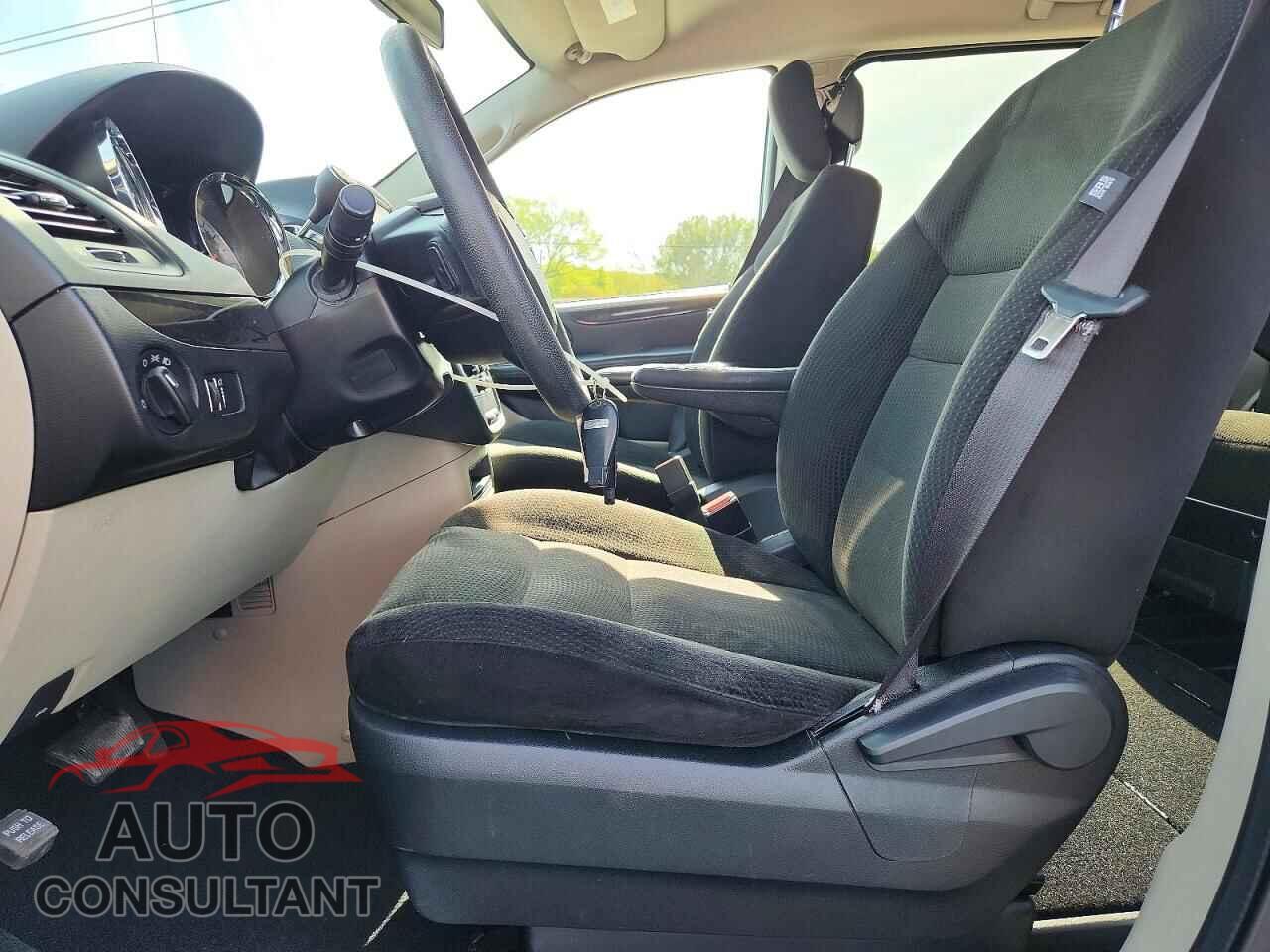 DODGE CARAVAN 2017 - 2C4RDGBG1HR605614