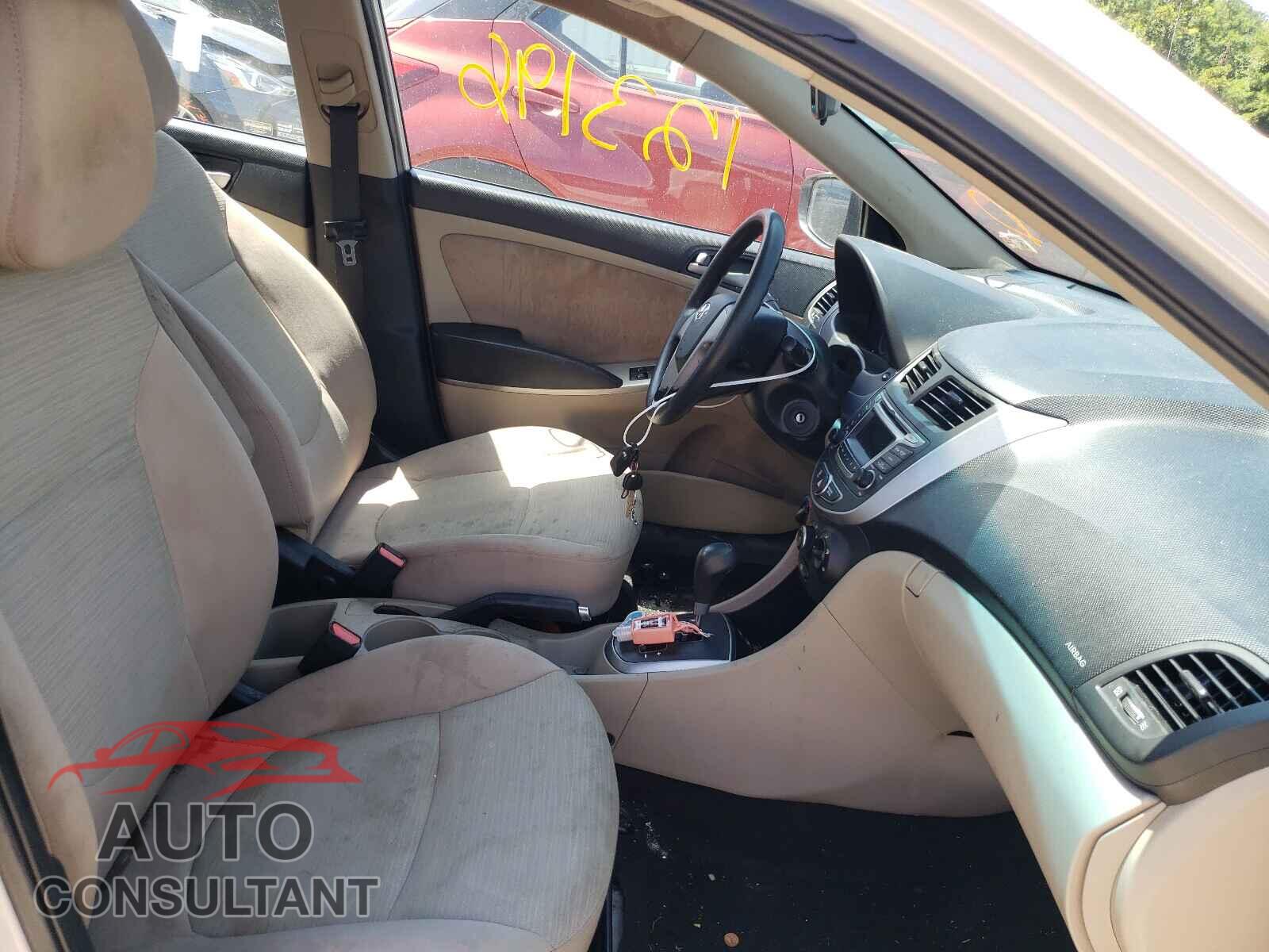 HYUNDAI ACCENT 2016 - KMHCT4AE2GU122797