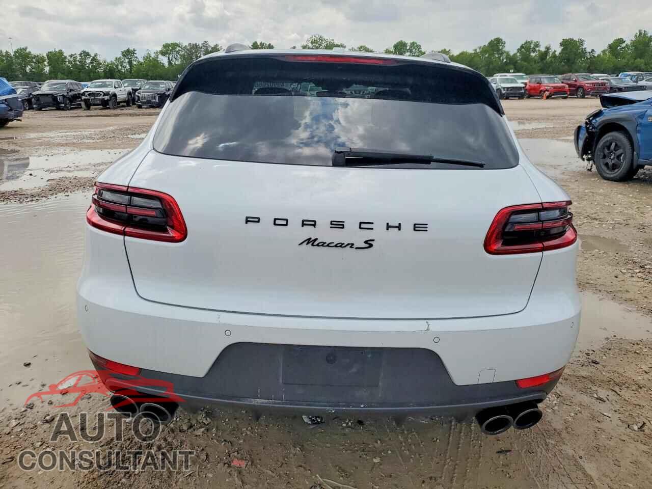 PORSCHE MACAN 2018 - WP1AB2A58JLB33320