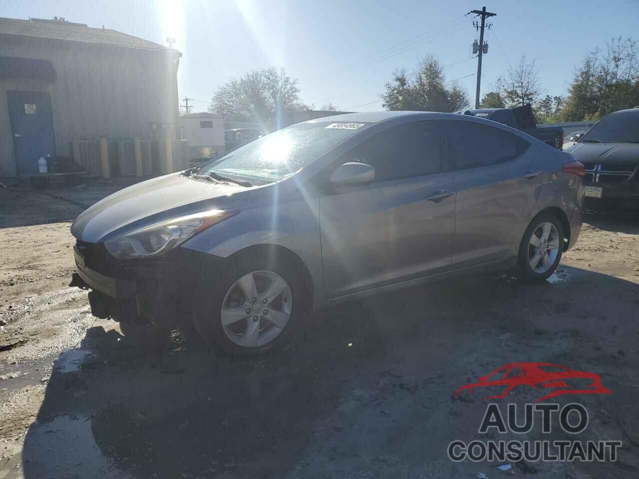 HYUNDAI ELANTRA 2013 - KMHDH4AE8DU622870