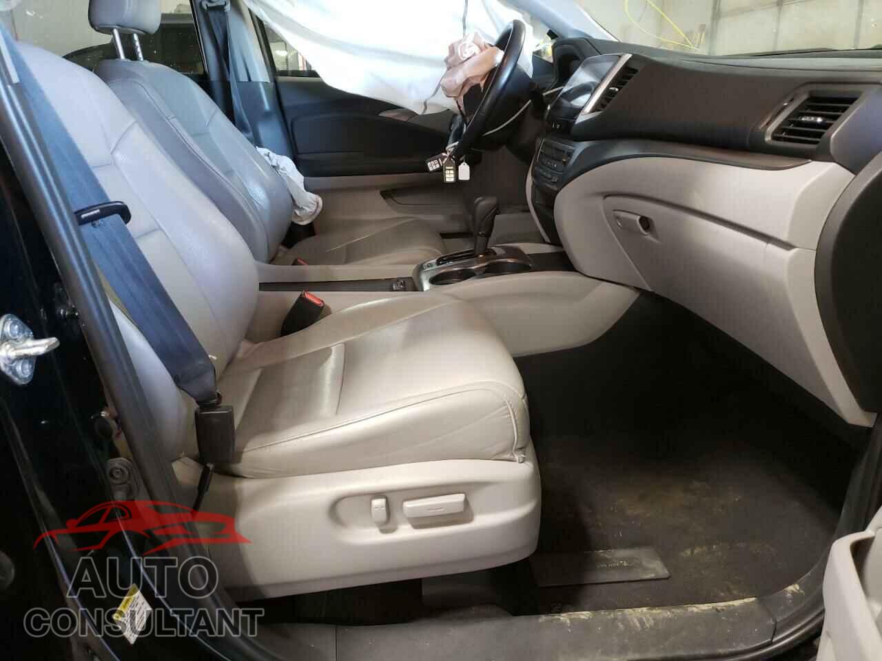 HONDA PILOT 2016 - 5FNYF6H55GB031695