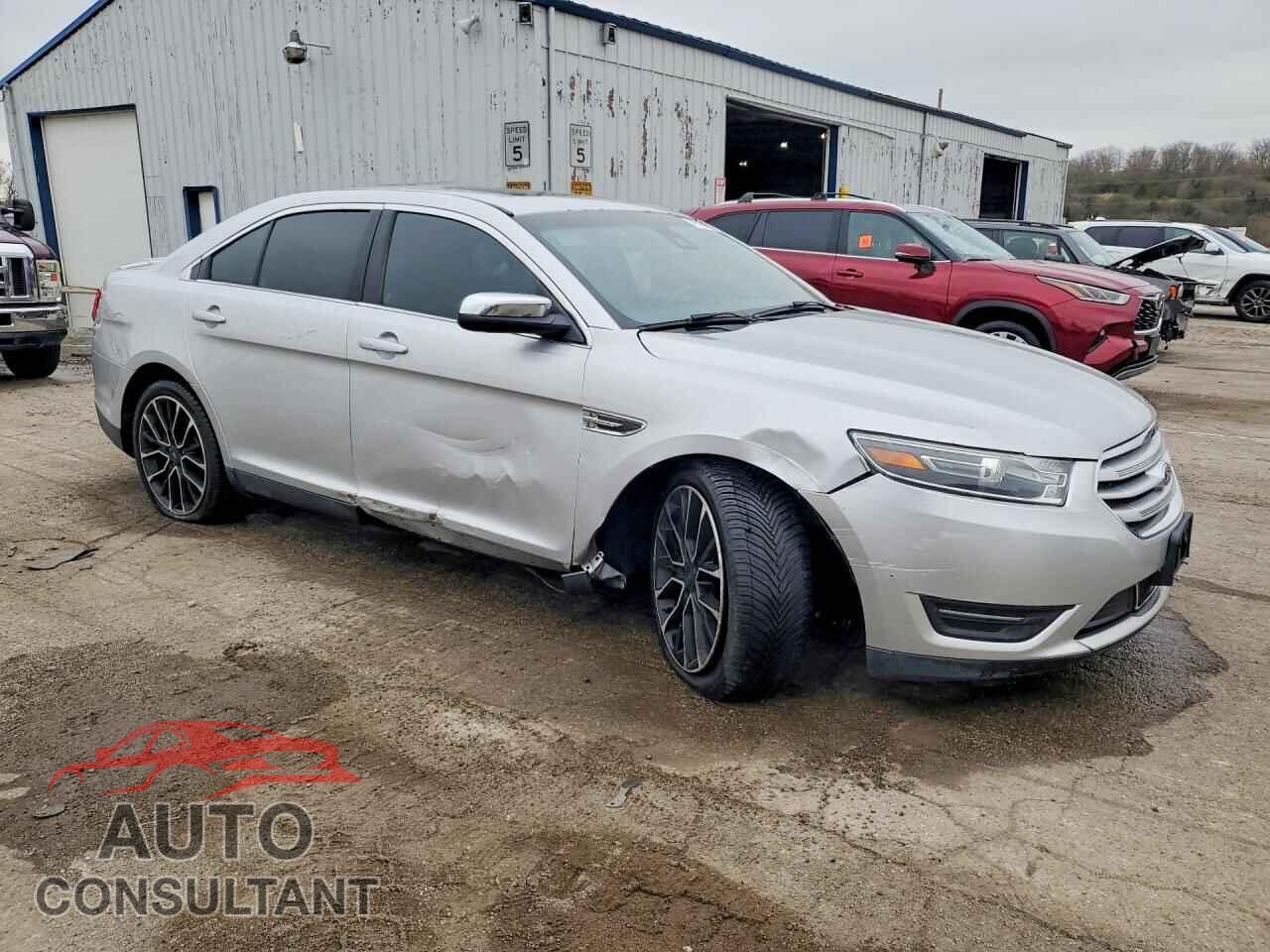 FORD TAURUS 2017 - 1FAHP2J85HG128385