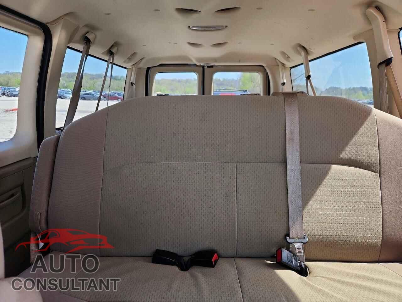 FORD ECONOLINE 2010 - 1FBNE3BL6ADA38931
