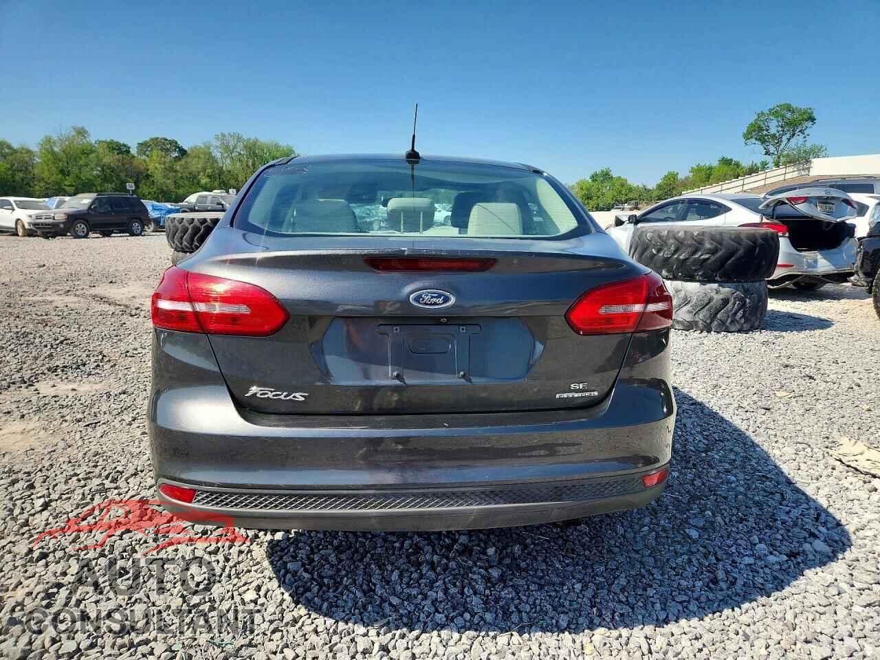 FORD FOCUS 2016 - 1FADP3F23GL201218