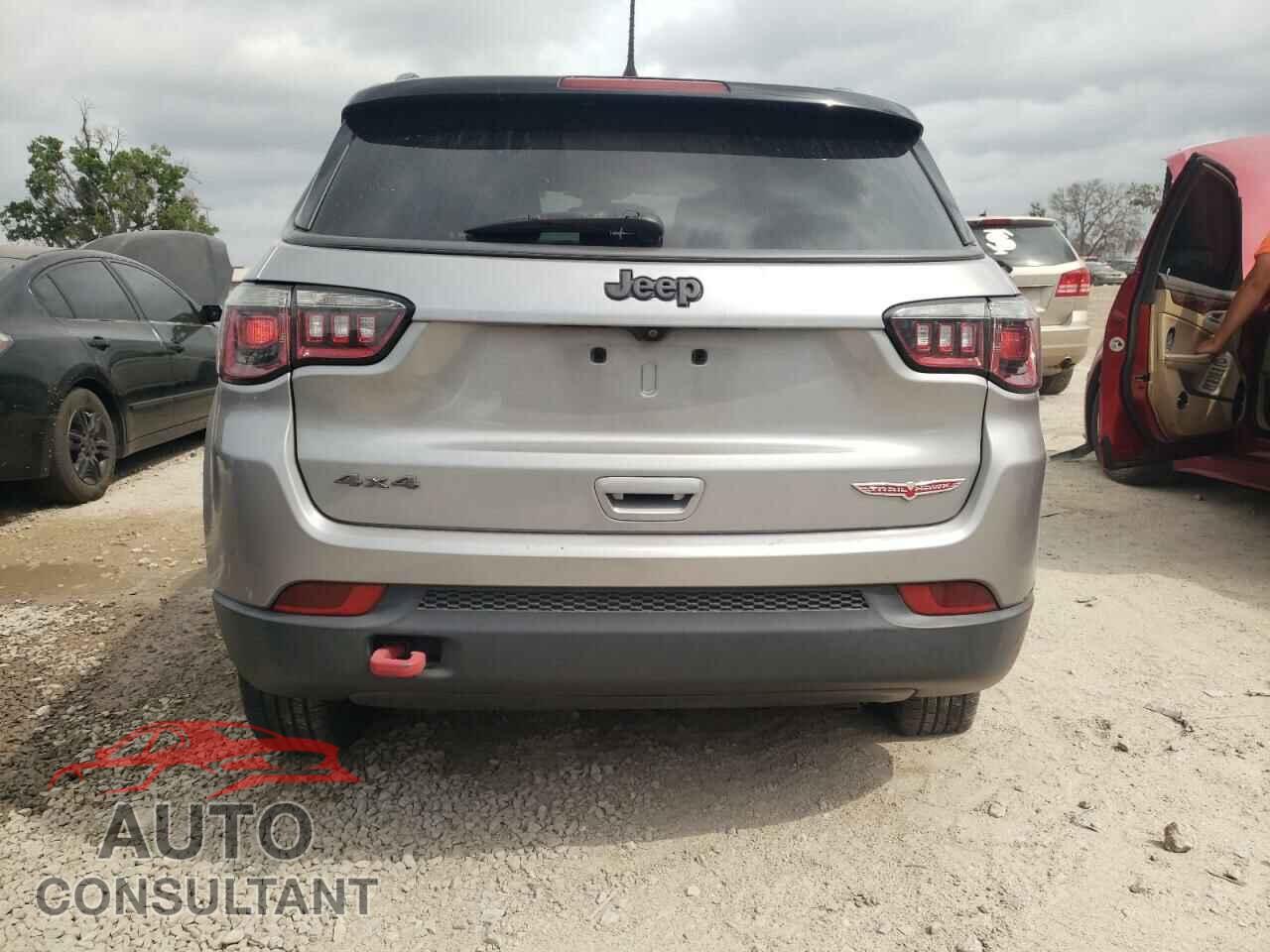 JEEP COMPASS 2020 - 3C4NJDDB4LT151470