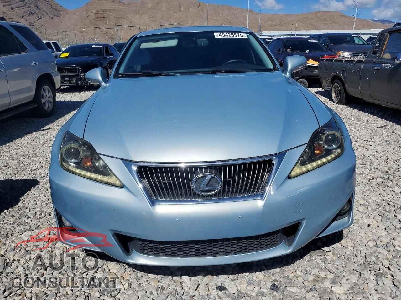 LEXUS IS 2011 - JTHCF5C26B5049455