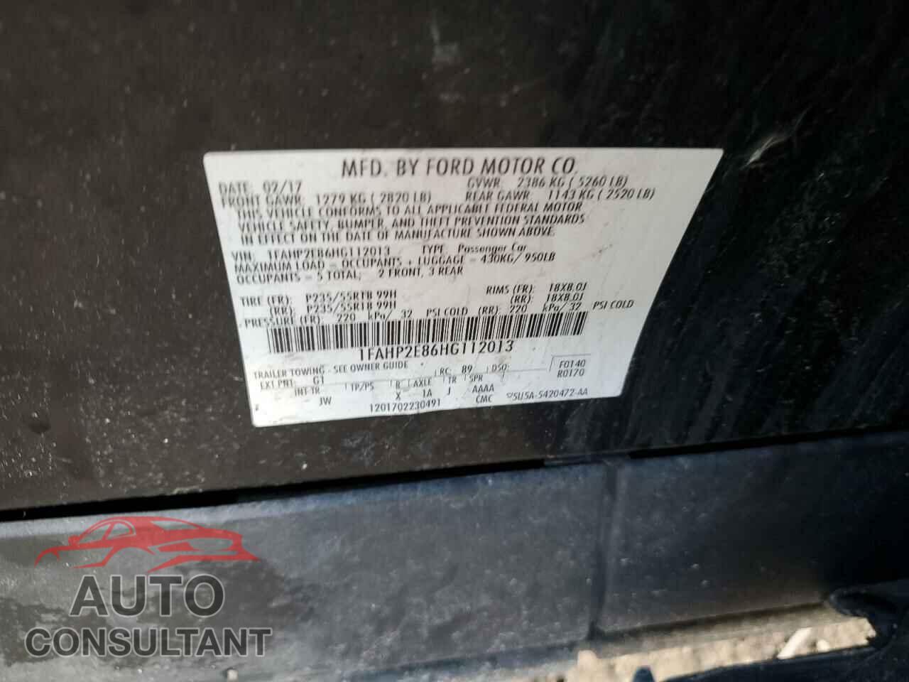 FORD TAURUS 2017 - 1FAHP2E86HG112013