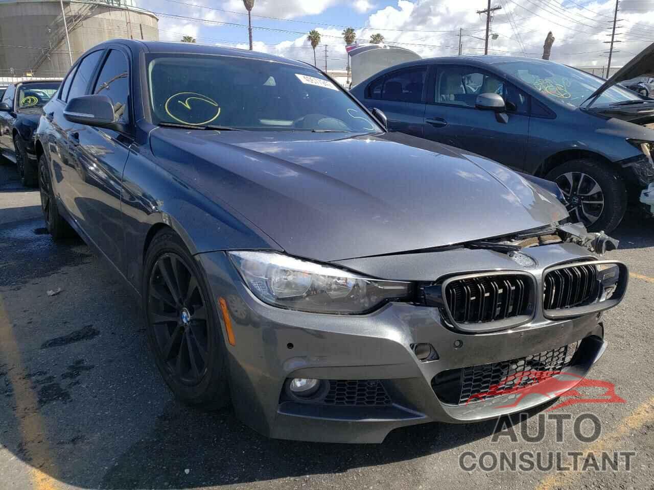 BMW 3 SERIES 2016 - WBA8E1G5XGNT38026