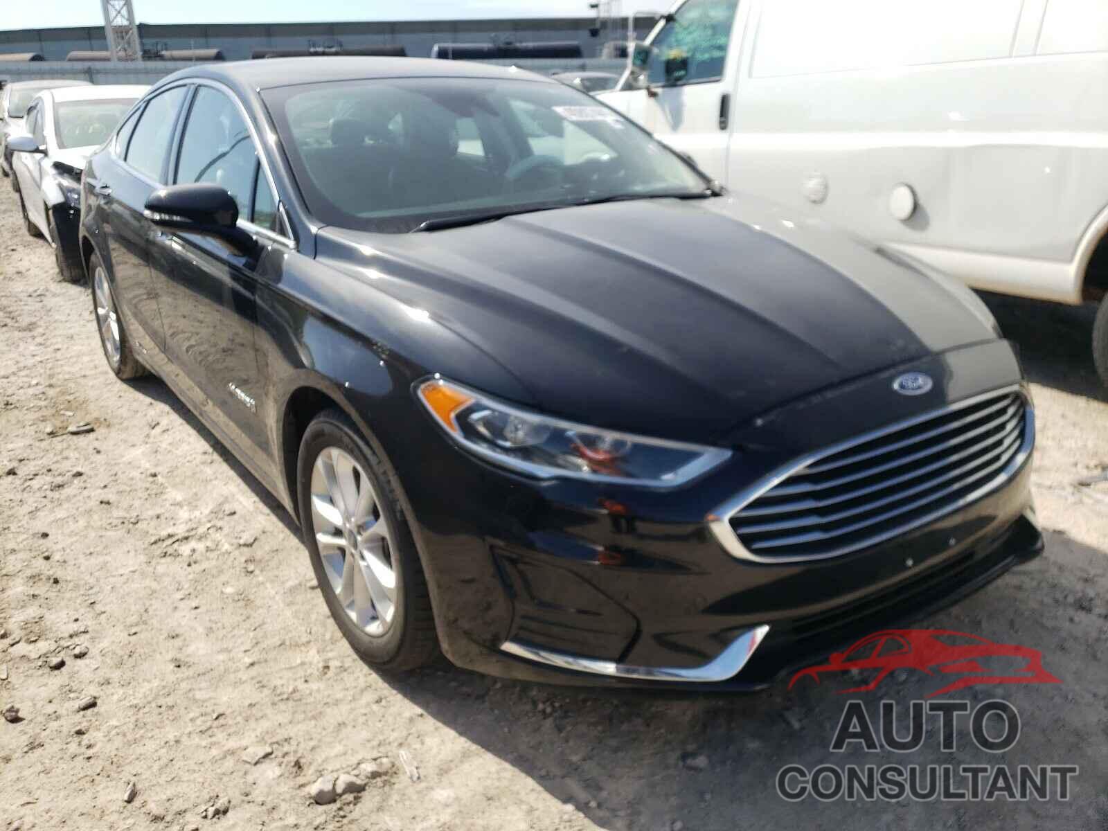 FORD FUSION 2019 - 3FA6P0MUXKR100361