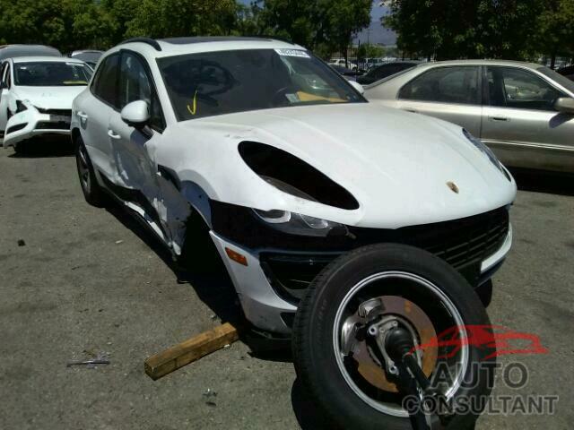 PORSCHE MACAN 2018 - WP1AA2A50JLB02520