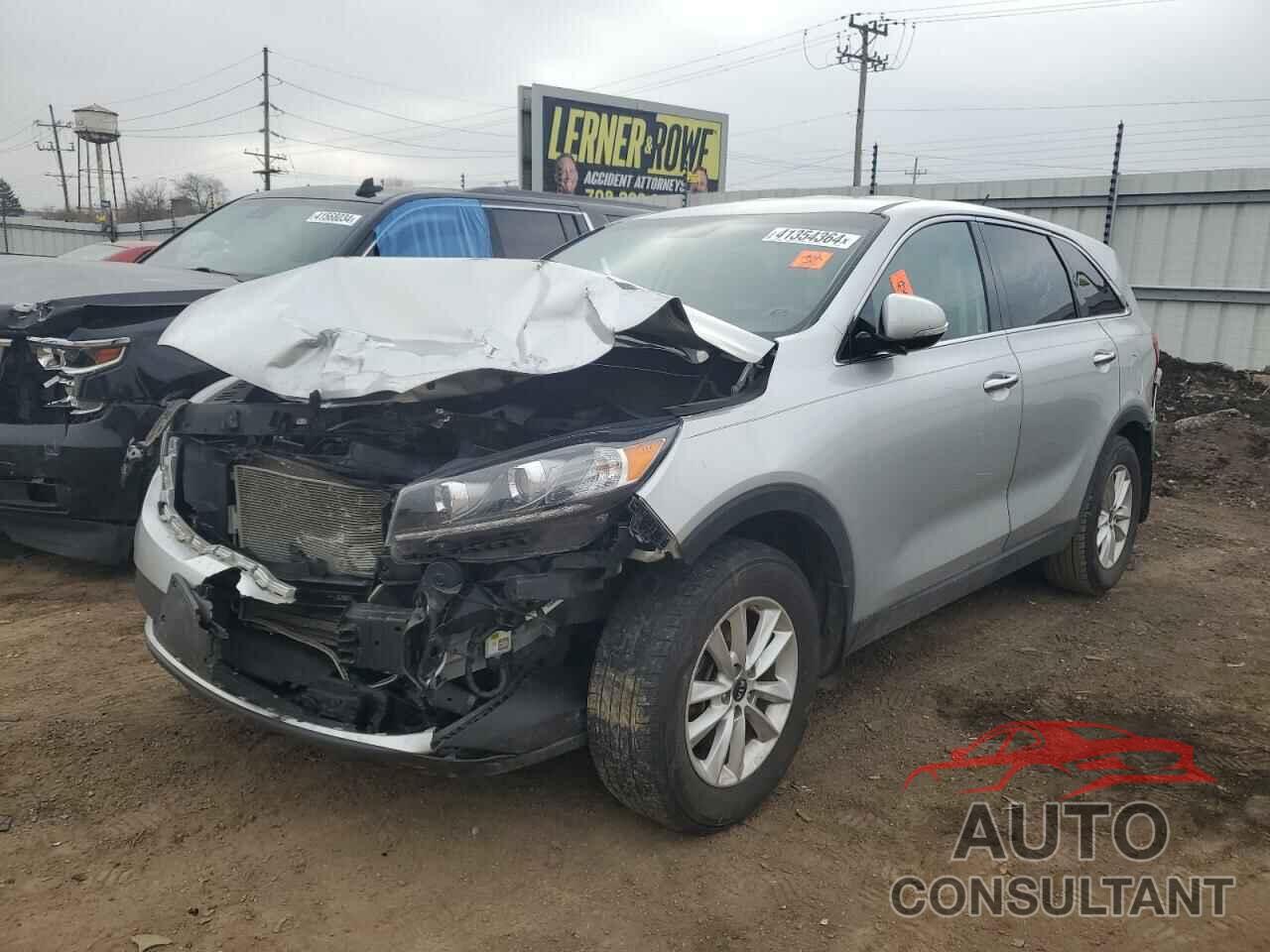 KIA SORENTO 2019 - 5XYPG4A33KG569688
