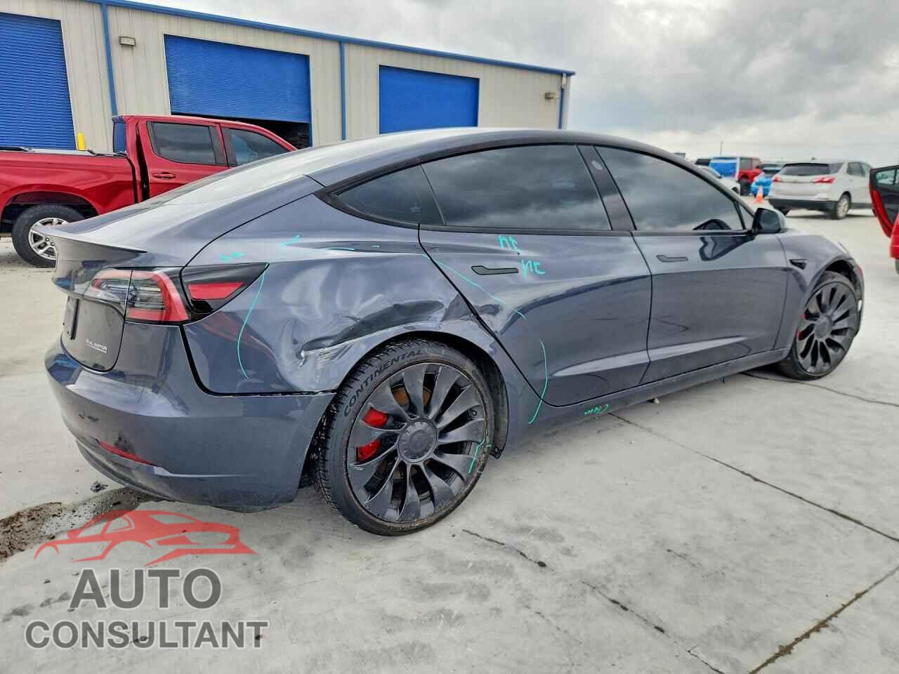 TESLA MODEL 3 2023 - 5YJ3E1EC3PF615385
