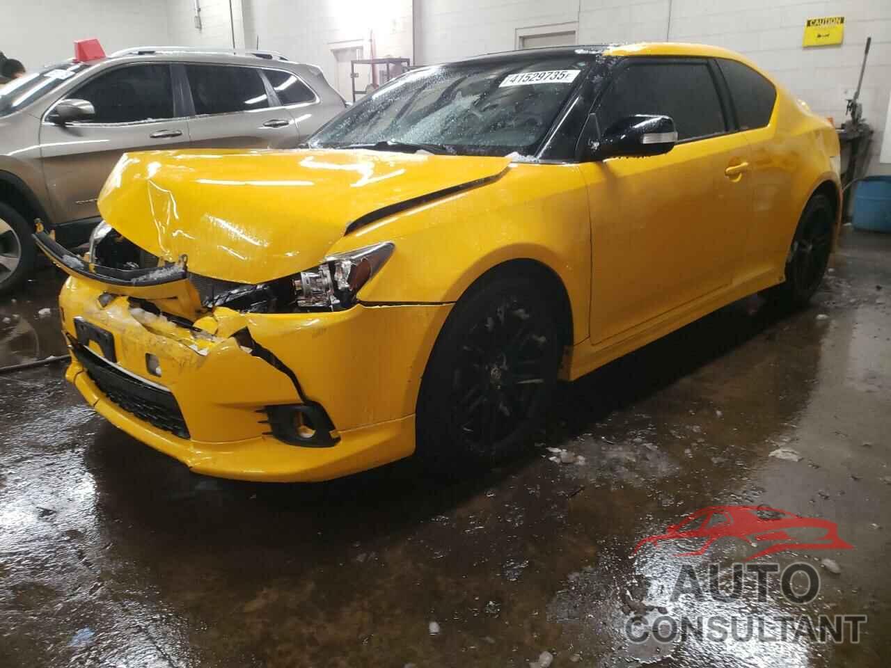 TOYOTA SCION 2012 - JTKJF5C74C3023138