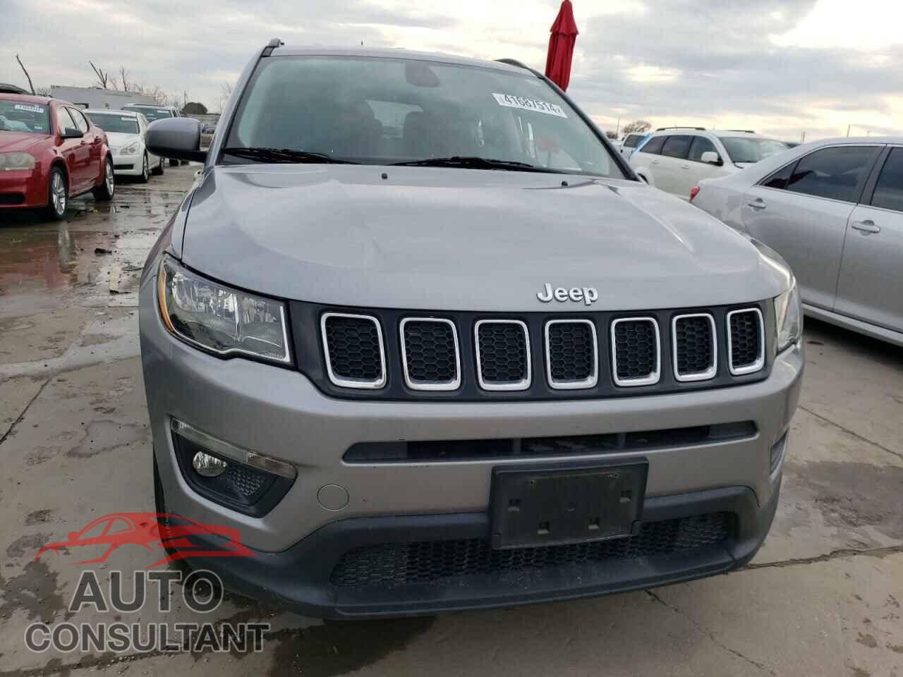JEEP COMPASS 2017 - 3C4NJCBB2HT668769