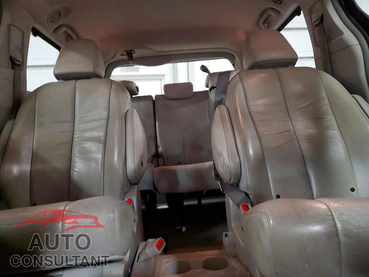 TOYOTA SIENNA 2012 - 5TDYK3DC2CS204710