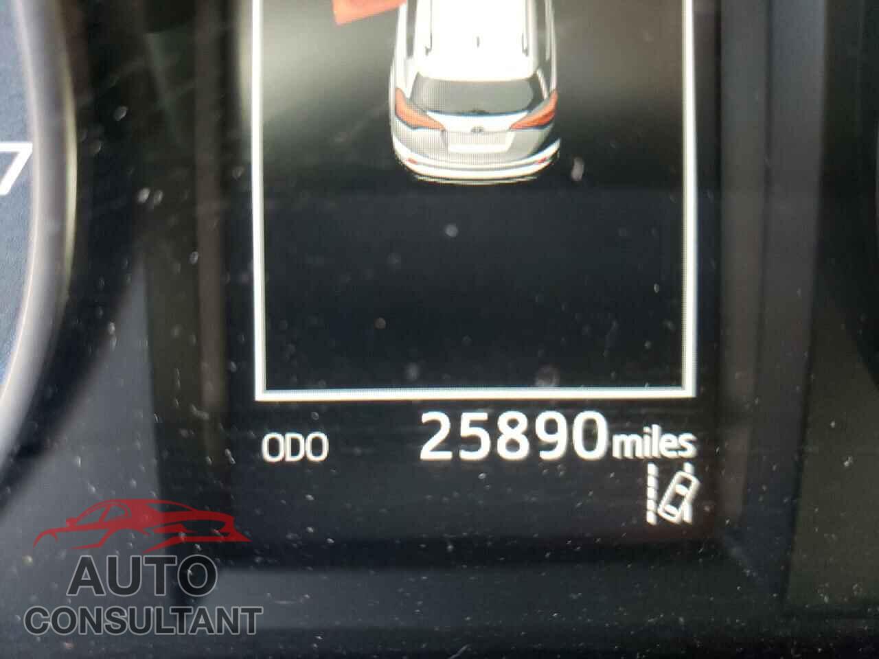 TOYOTA RAV4 2017 - JTMBFREV3HJ112653