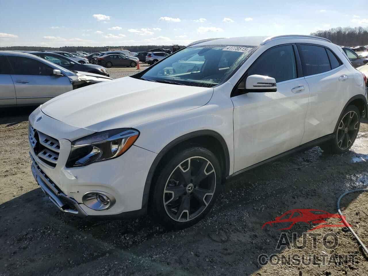MERCEDES-BENZ GLA-CLASS 2019 - WDCTG4EB3KU004415