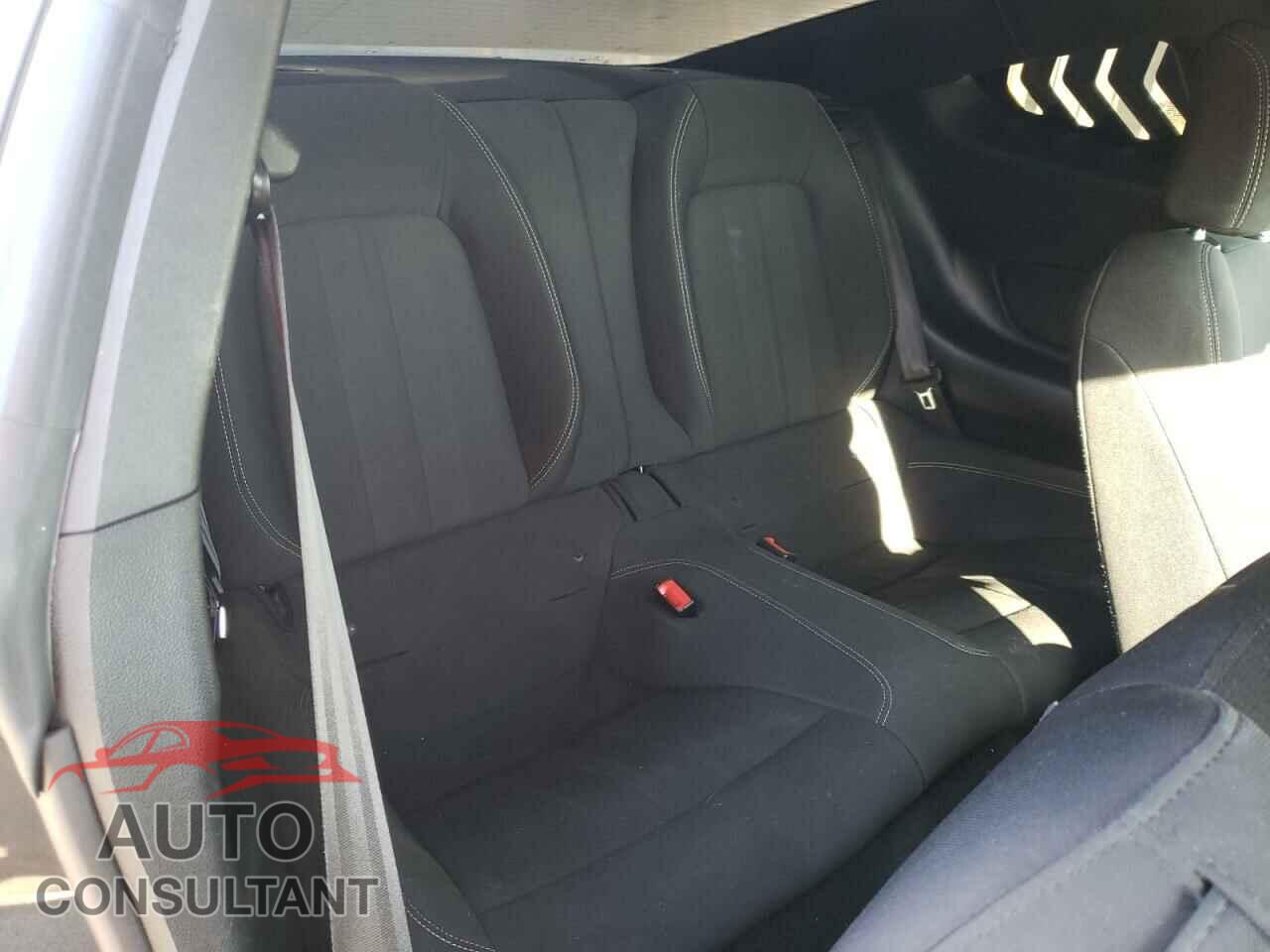 FORD MUSTANG 2019 - 1FA6P8TH9K5123636