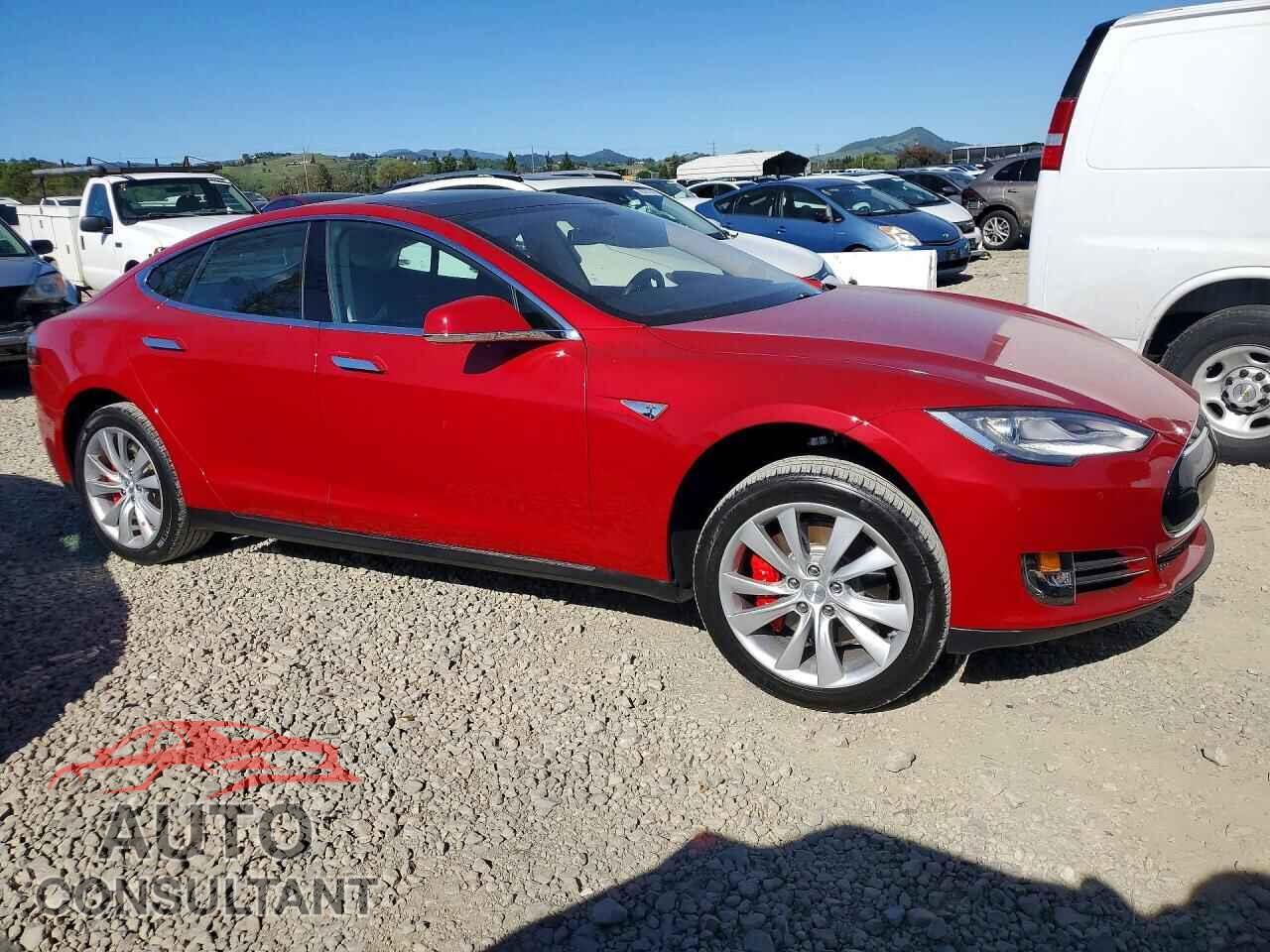 TESLA MODEL S 2014 - 5YJSA1H11EFP39752
