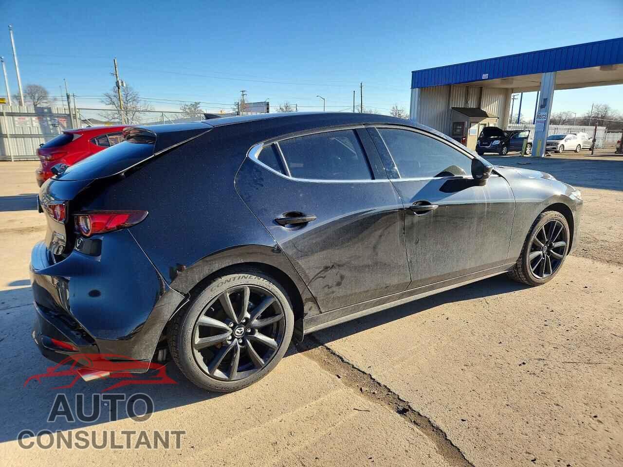 MAZDA 3 2021 - JM1BPBML5M1348932