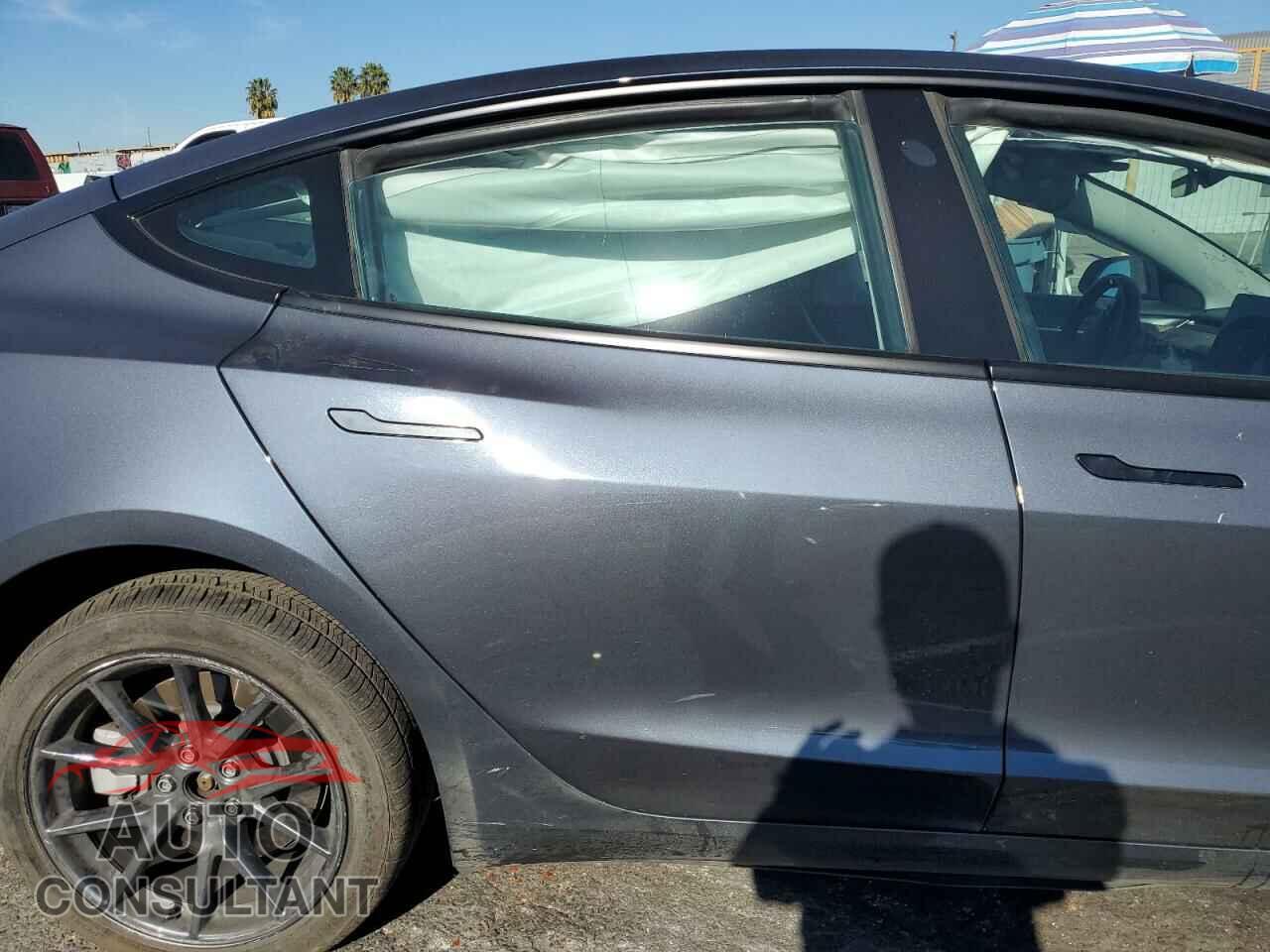 TESLA MODEL 3 2023 - 5YJ3E1EA3PF447004