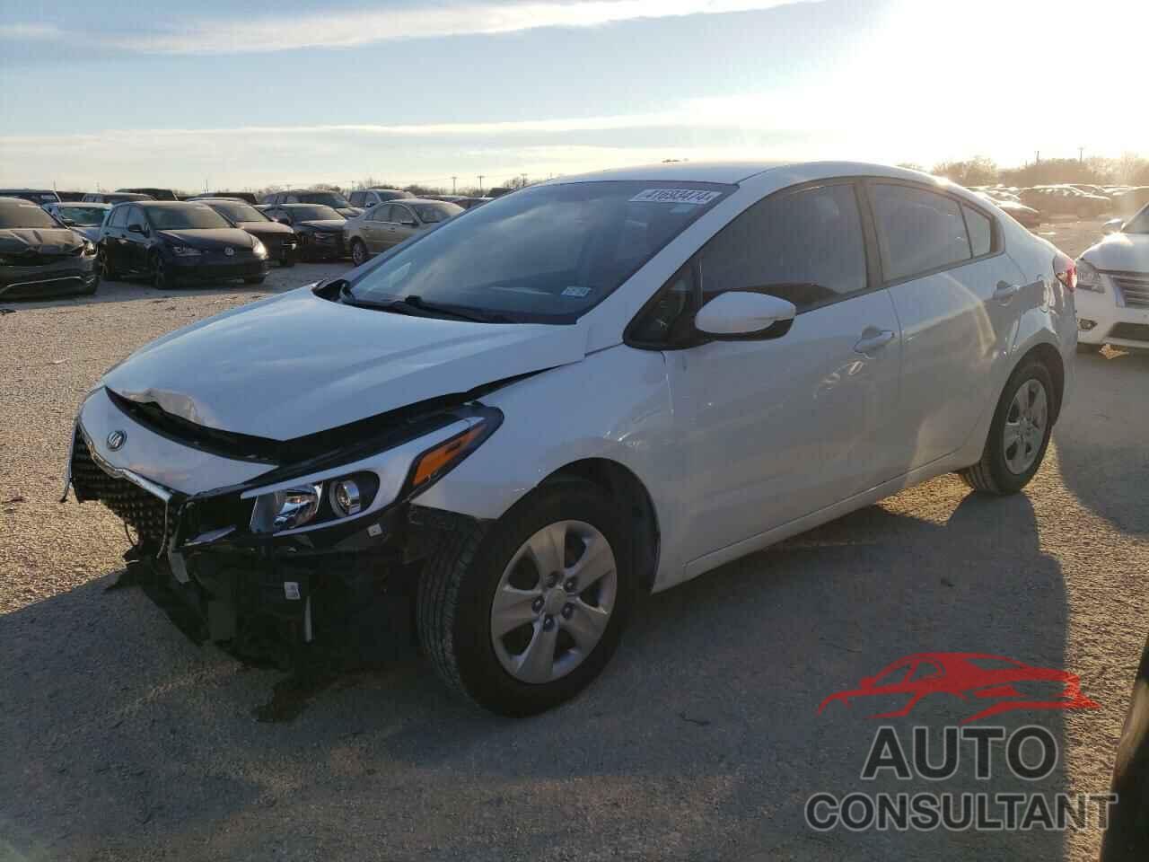 KIA FORTE 2018 - 3KPFK4A77JE269192