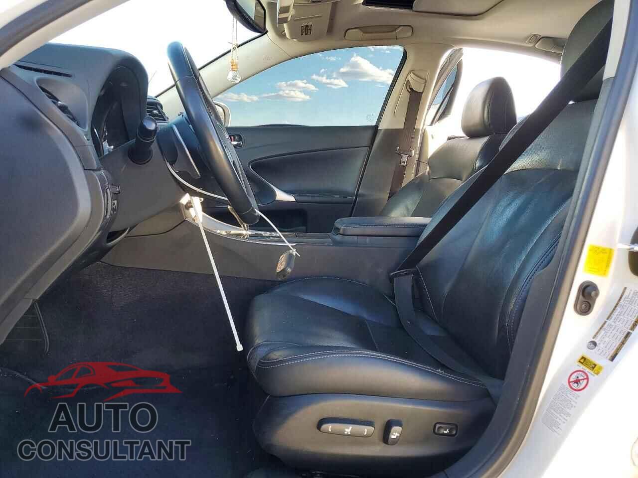 LEXUS IS 2013 - JTHBF5C25D5185753