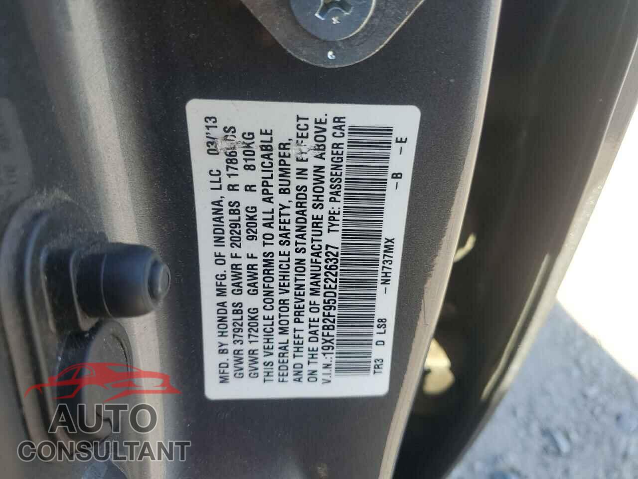 HONDA CIVIC 2013 - 19XFB2F95DE226327