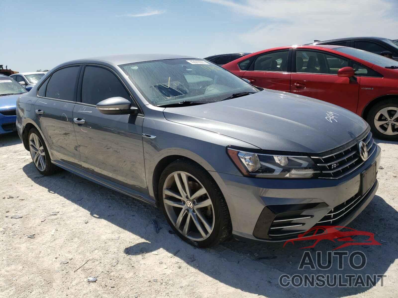 VOLKSWAGEN PASSAT 2018 - 1VWAA7A36JC004960