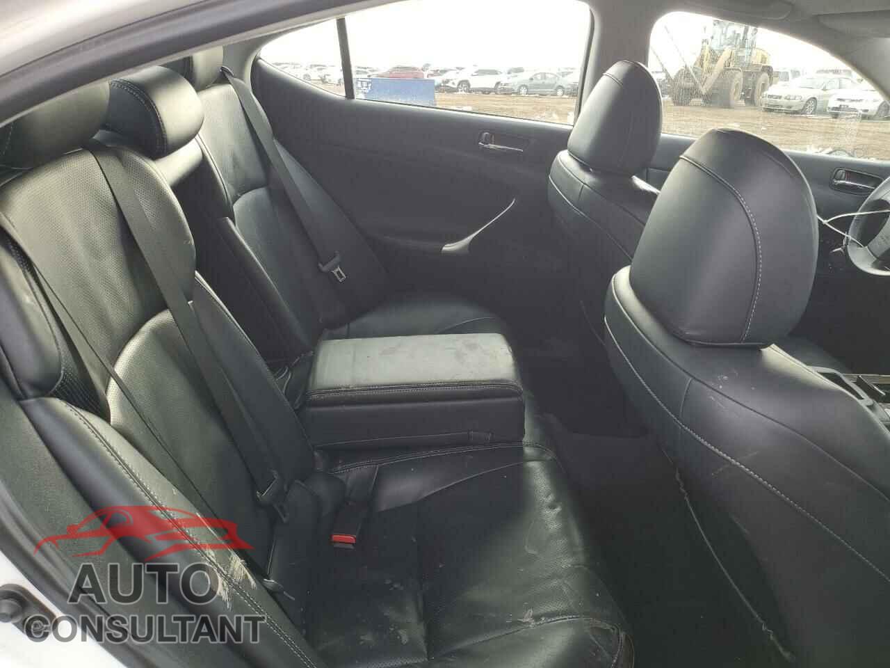 LEXUS IS 2010 - JTHCF5C27A5041198