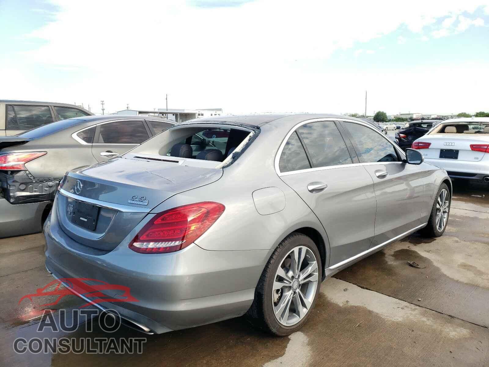 MERCEDES-BENZ C CLASS 2016 - 55SWF4JB1GU127933