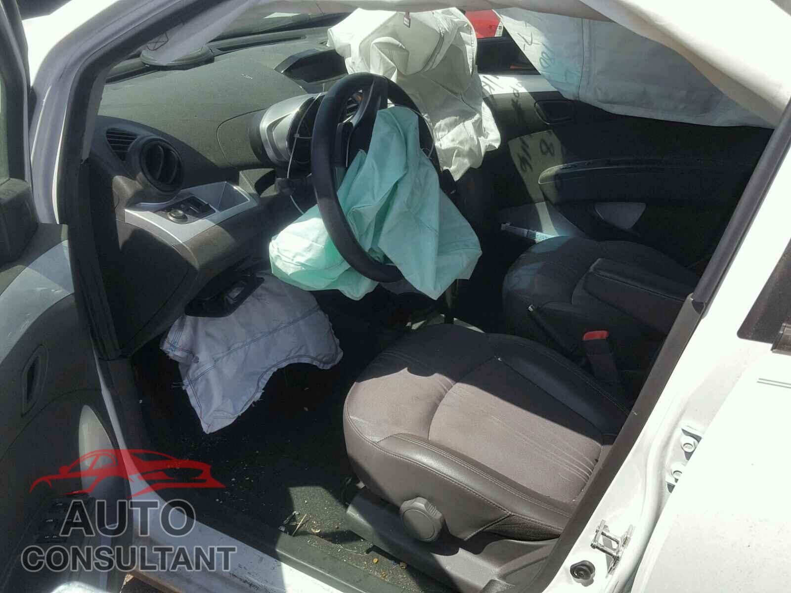 CHEVROLET SPARK 2015 - KL8CD6S93FC806723