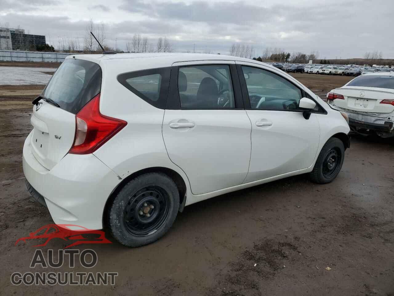 NISSAN VERSA 2017 - 3N1CE2CP4HL365091