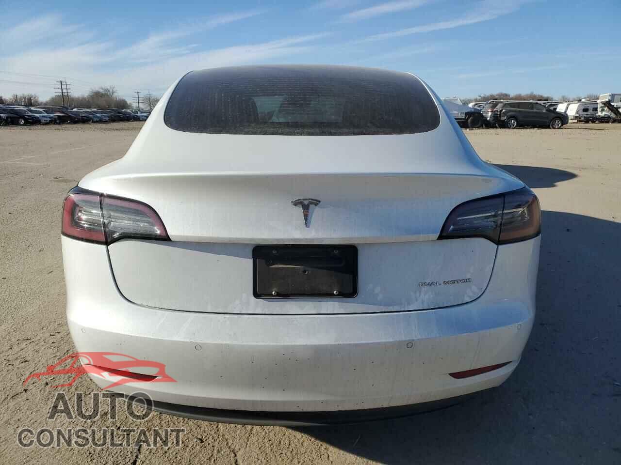 TESLA MODEL 3 2020 - 5YJ3E1EB2LF636567