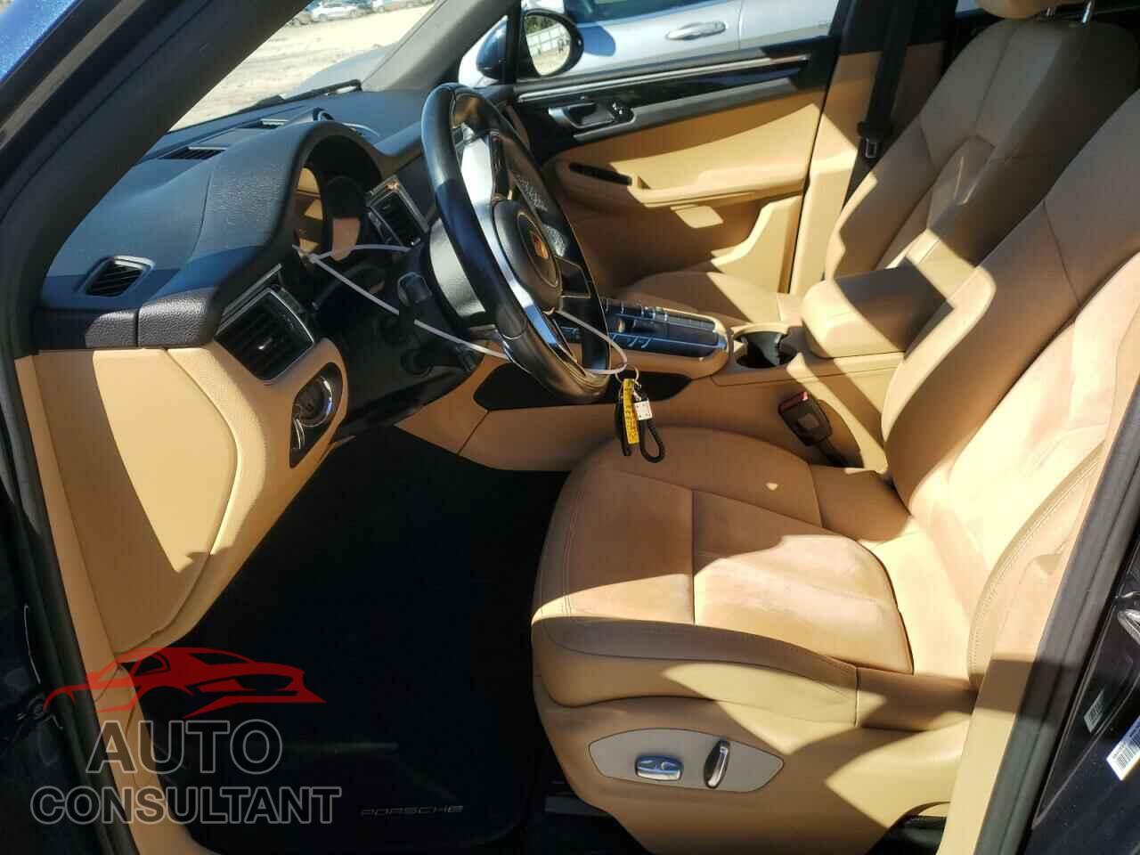 PORSCHE MACAN 2018 - WP1AA2A58JLB02362