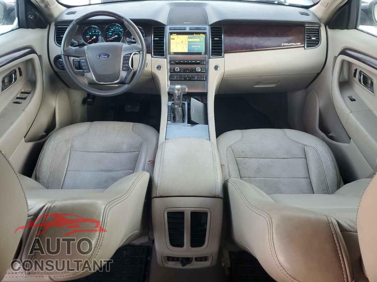 FORD TAURUS 2010 - 1FAHP2FW0AG109627