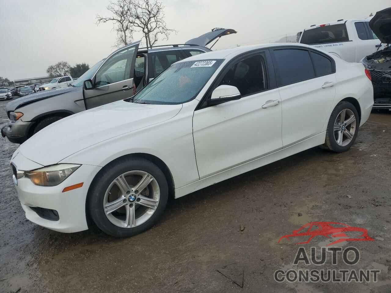 BMW 3 SERIES 2012 - WBA3A5C55CF344971