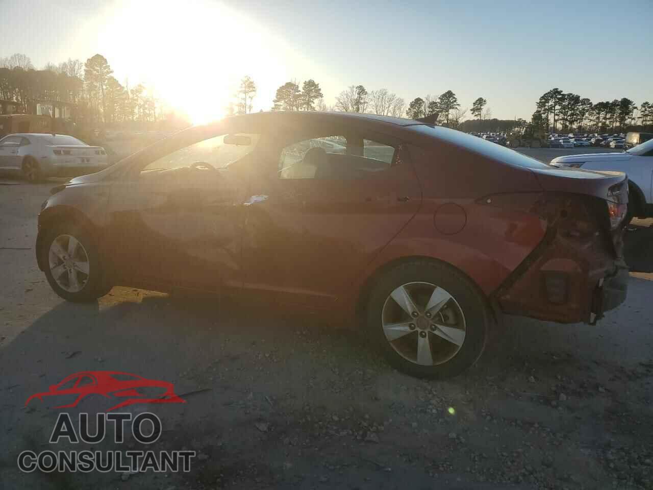 HYUNDAI ELANTRA 2012 - KMHDH4AE6CU410015