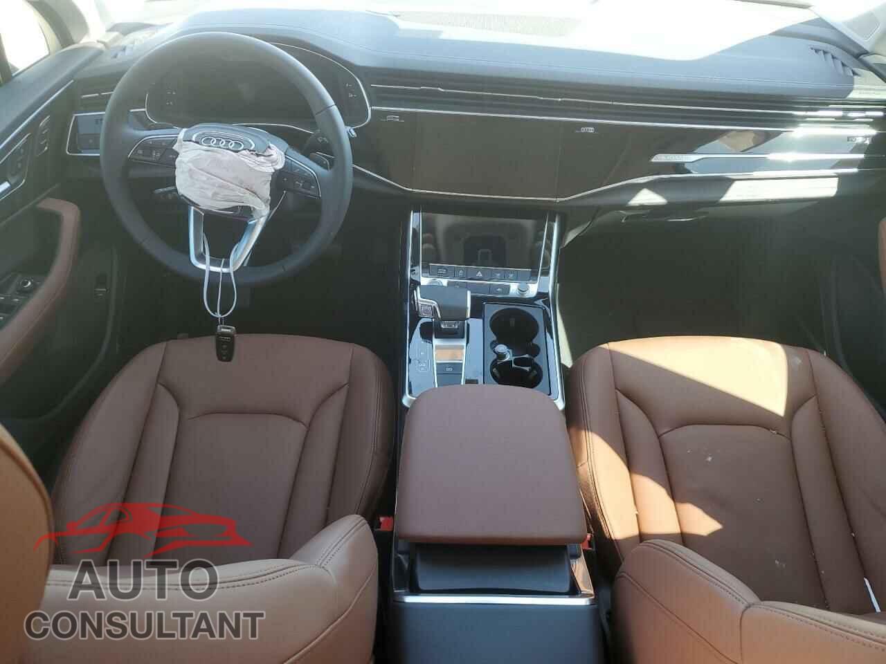 AUDI Q7 2023 - WA1LXBF71PD010946