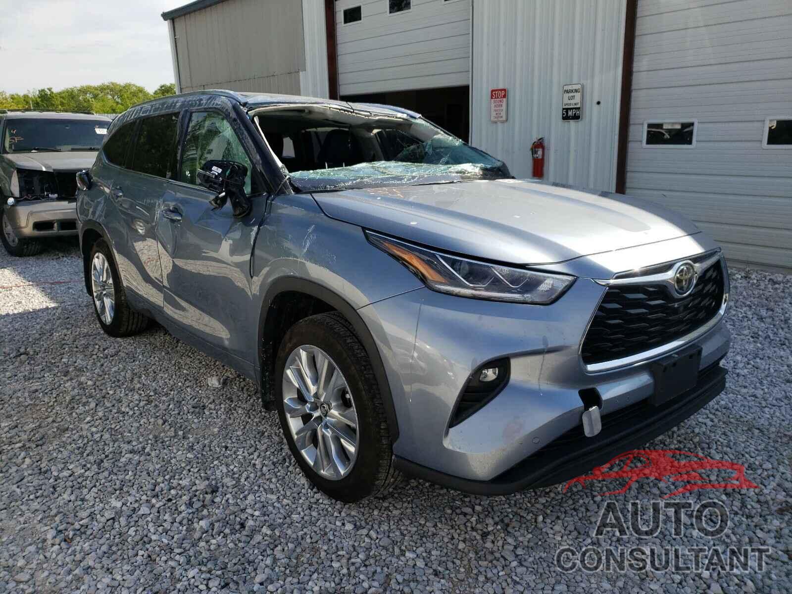TOYOTA HIGHLANDER 2021 - 5TDDZRBH1MS082029