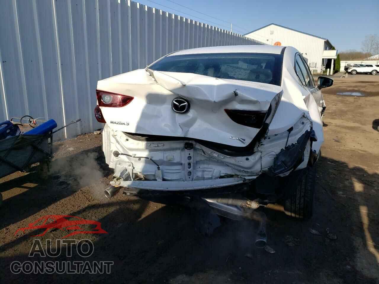 MAZDA 3 2019 - 3MZBPABL0KM111033