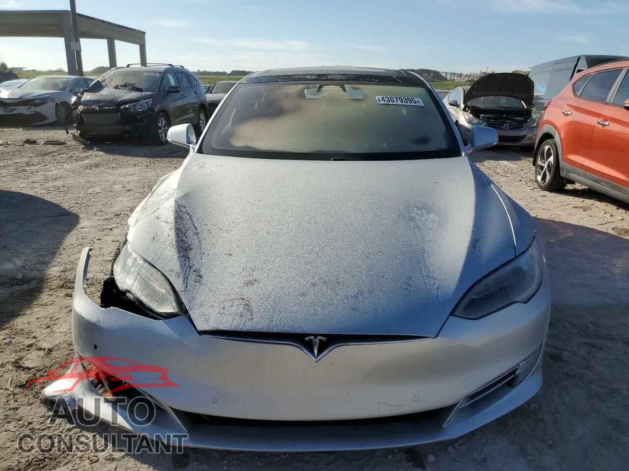 TESLA MODEL S 2018 - 5YJSA1E21JF241378