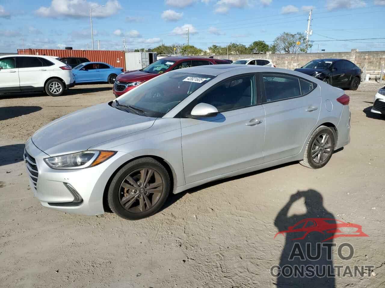 HYUNDAI ELANTRA 2017 - 5NPD84LF2HH186656