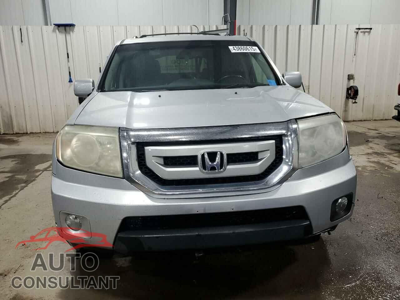 HONDA PILOT 2011 - 5FNYF3H9XBB046042