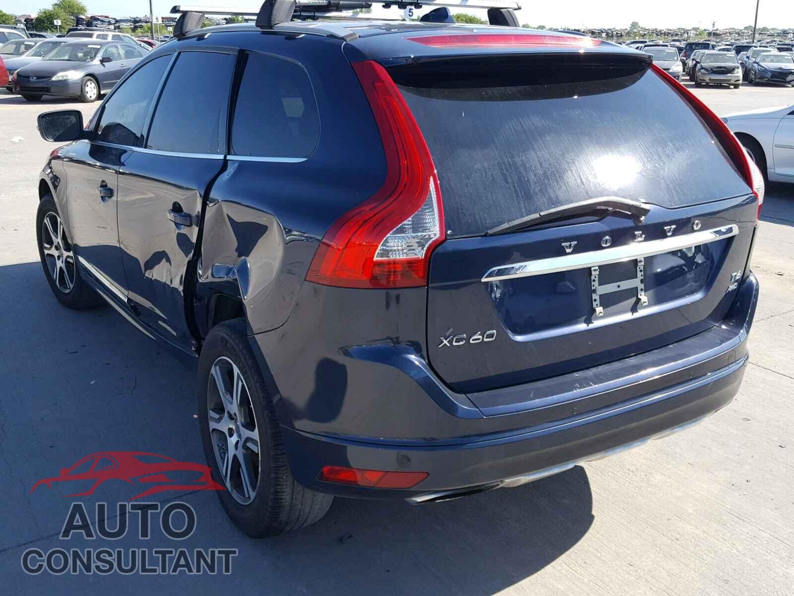 VOLVO XC60 2015 - YV4902RM4F2639081