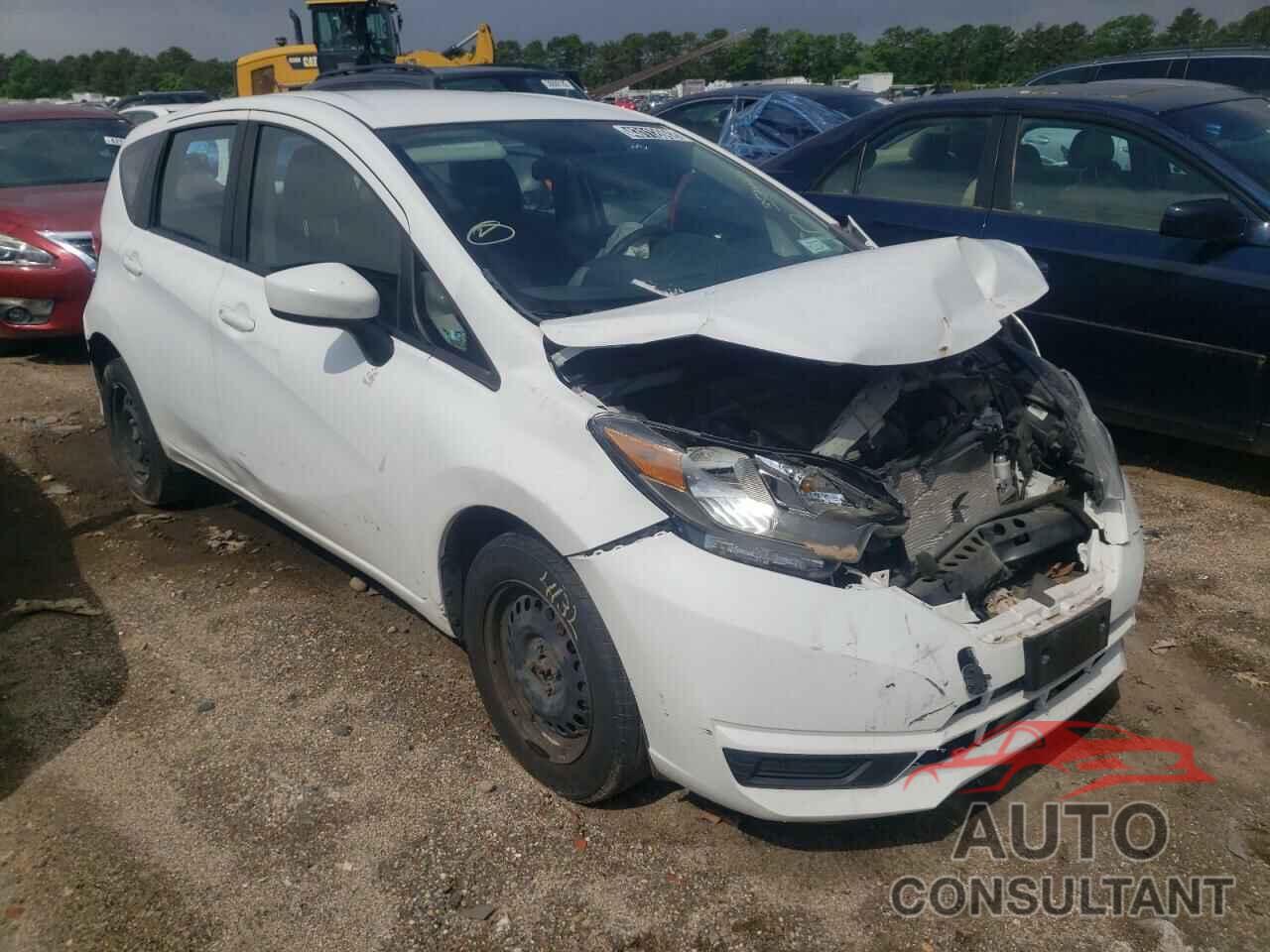 NISSAN VERSA 2018 - 3N1CE2CP8JL352446